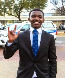 Signing draws the short straw