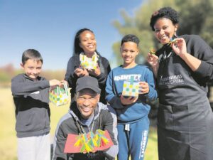 Museum sparks holiday crafts