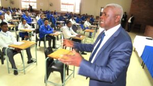Premier encourages Free State learners to shape their lives taking bold decisions