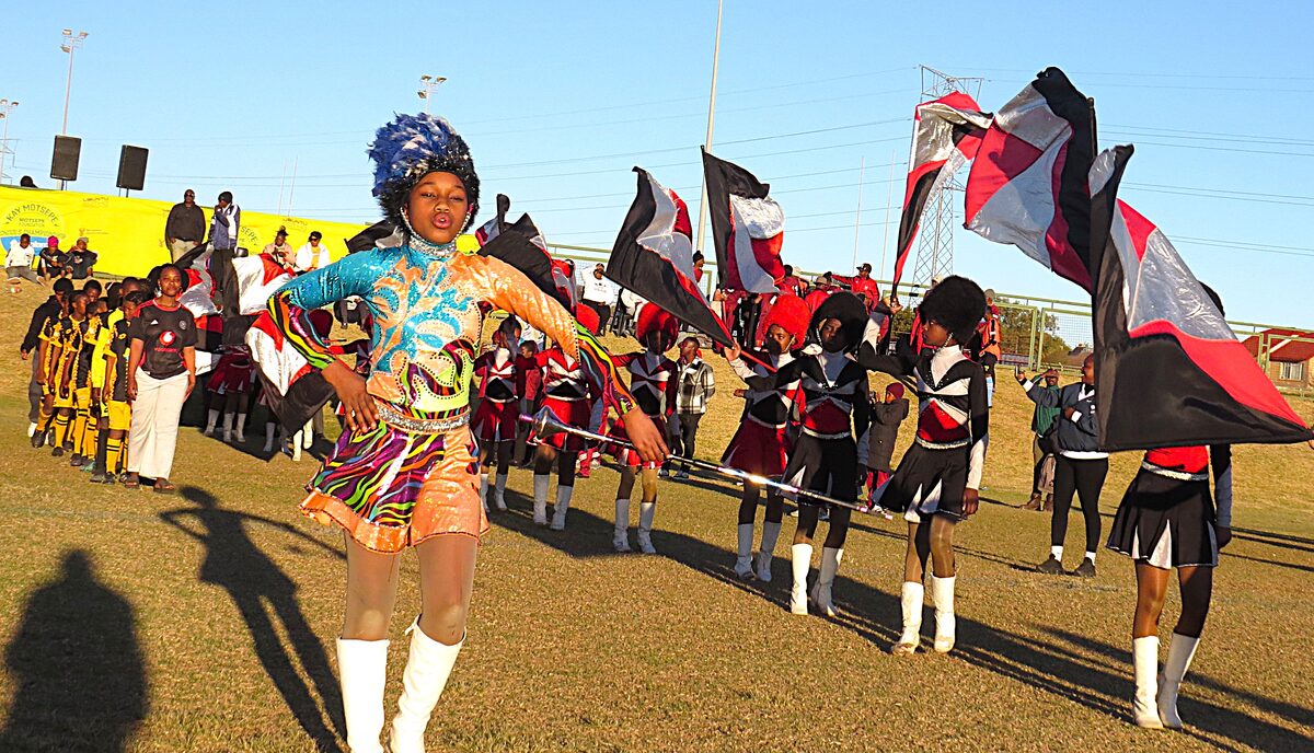 Makama majorettes