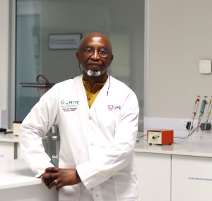 University of the Free State Professor to feed traditional medicine research from the roots
