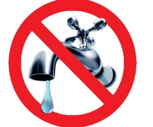 Waterbeperkings kom onder skoot