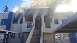 Brand verwoes meenthuis in Langenhovenpark