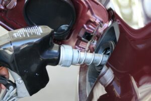 Motoriste se beursies nog dunner