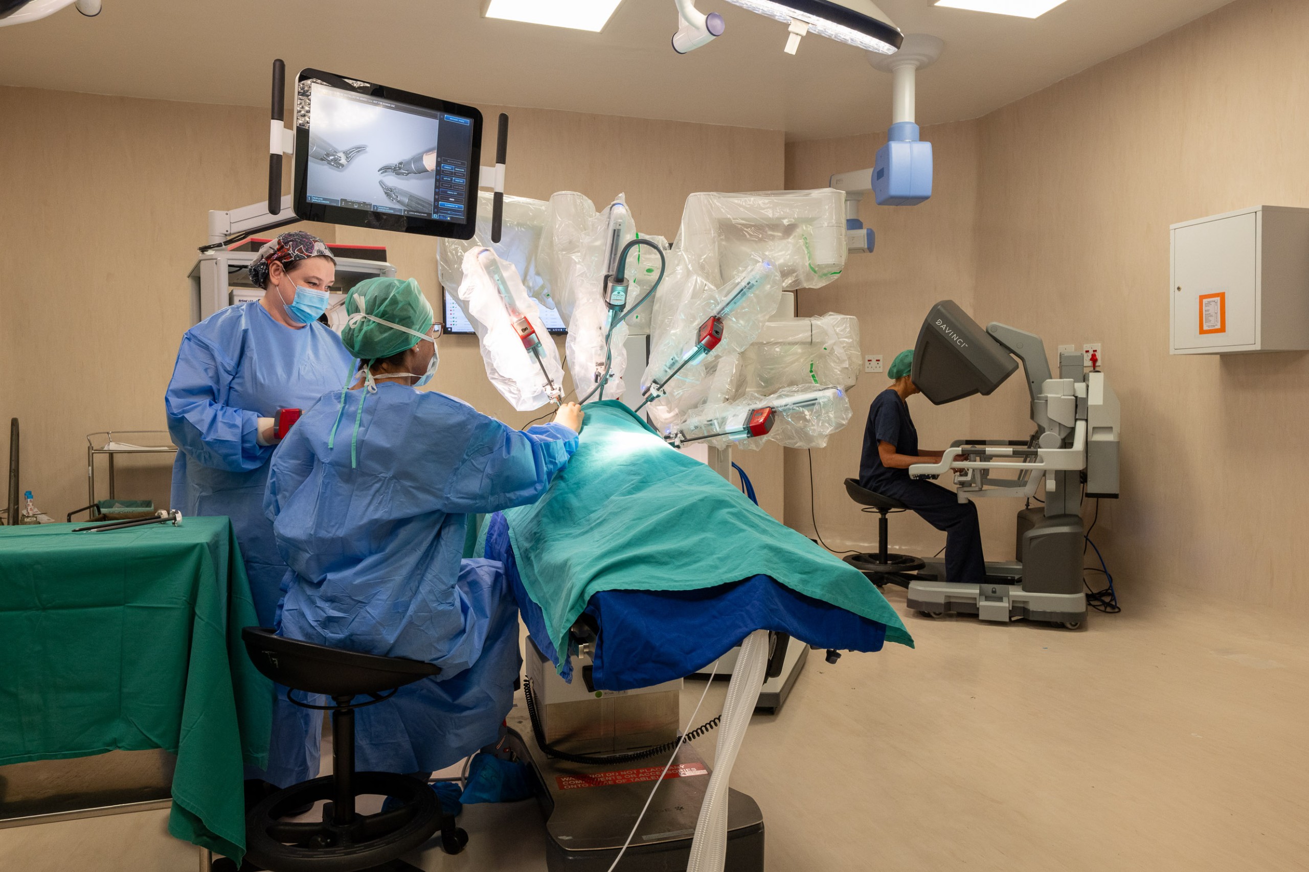 Mediclinic Bloemfontein introduces the da Vinci Robotic Surgical System, enhancing surgical precision and patient recovery in central South Africa.
