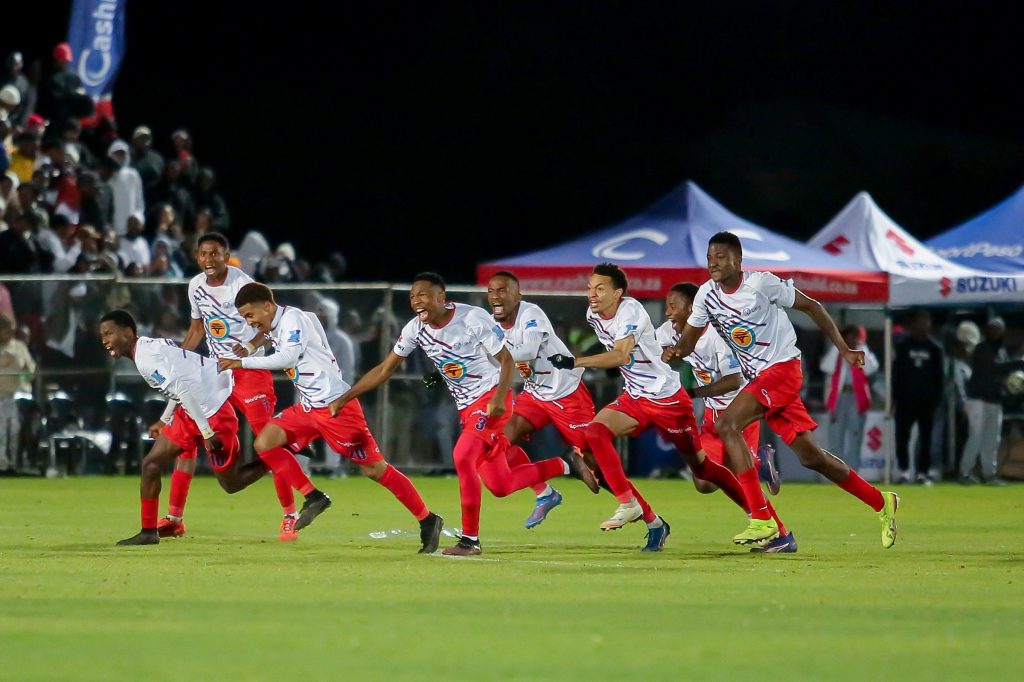 The UFS women's netball and men's football teams reached the finals in the Varsity tournament, vying for titles against the NWU and TUT, respectively.