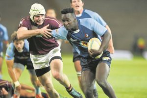 Ixias poised for final