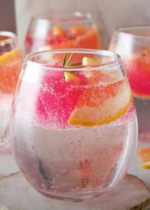 Cool down with three-ingredient jelly spritz
