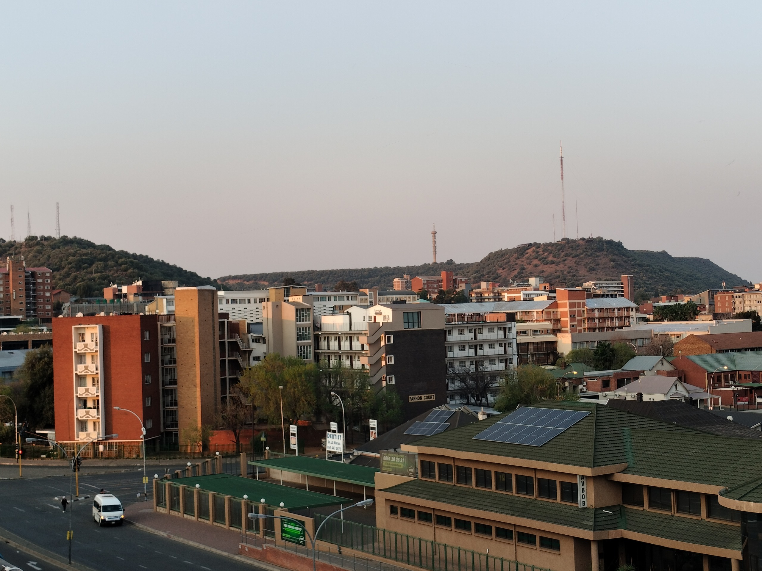 Mangaung-eiendomseienaars word swaar belas.