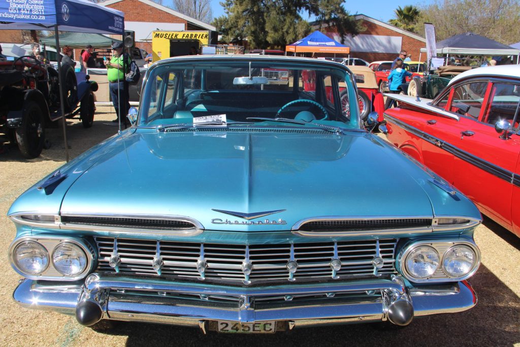 Come and enjoy a day between motors across the decades at Cars in the Park on 1 May.