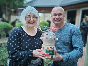 Jaco Jacobs vier sy 300ste boek op ‘n vreemde Dinsdag in Bloemfontein