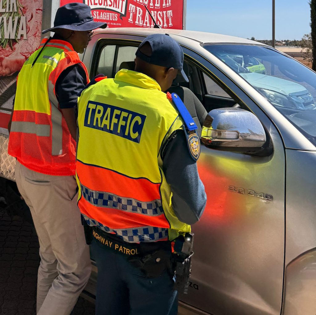 Western Cape Mobility Minister Isaac Sileku was on the ground along the N7 supporting efforts to curb the spread of Foot-and-Mouth Disease.