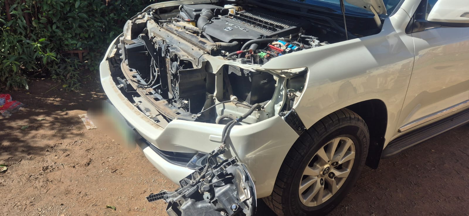 The Bloemfontein Police Flying Squad busted three suspected vehicle thieves in connection with the theft of two high-end vehicles, days apart.