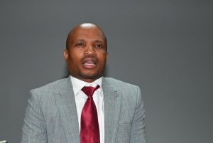 More voices demand dismissal of More
