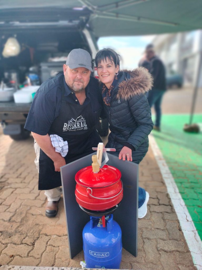 Rudie en Satet se potjiekos het 'n lieflike pot gemaak en daarmee 'n gesamentlike derde plek behaal.