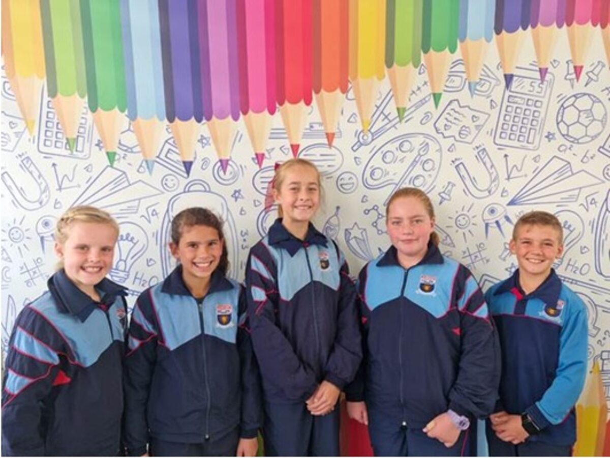 Uitblinkers in gr. 4 was Clara Deacon, Janie Sander, Miné Olivier, Velneri Erasmus, en Dylan Britz.