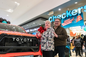 Bloemfonteiner wen splinternuwe Hilux-bakkie in Checkers Hyper-promosie