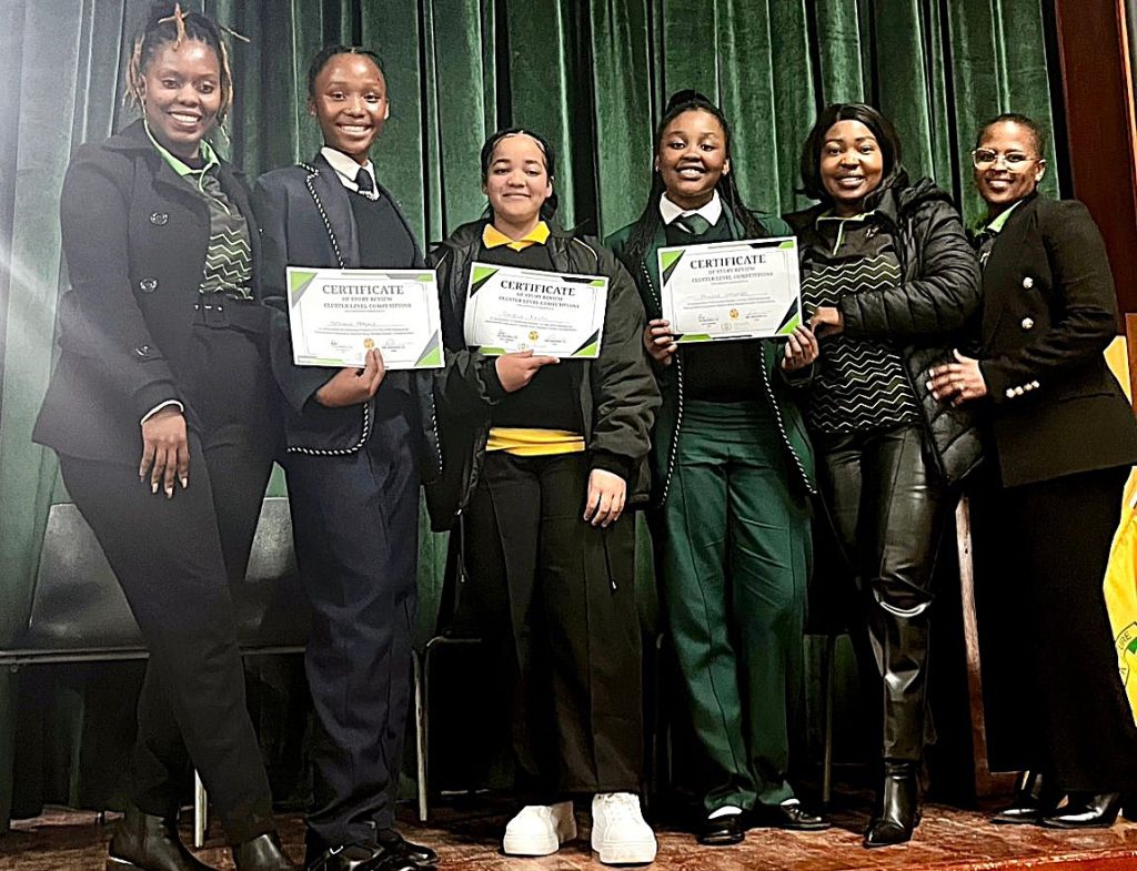Story Review top candidates with competition mentors 