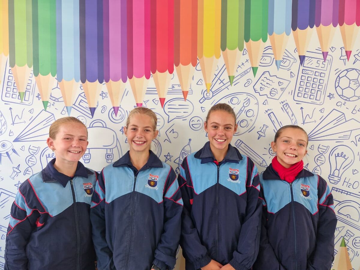 Leerders in gr. 5 is van links Mikayla Luyt, Lené Wessels, Elminique Smit en Mila Deetlefs.