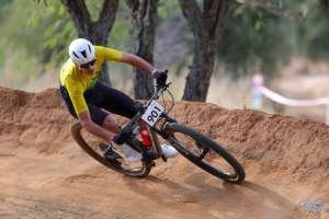 Cyclers strap in for challenge at Happy Valley