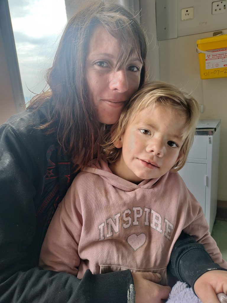 Milandri Venter (5) en haar ma, Yolandi Erasmus.
