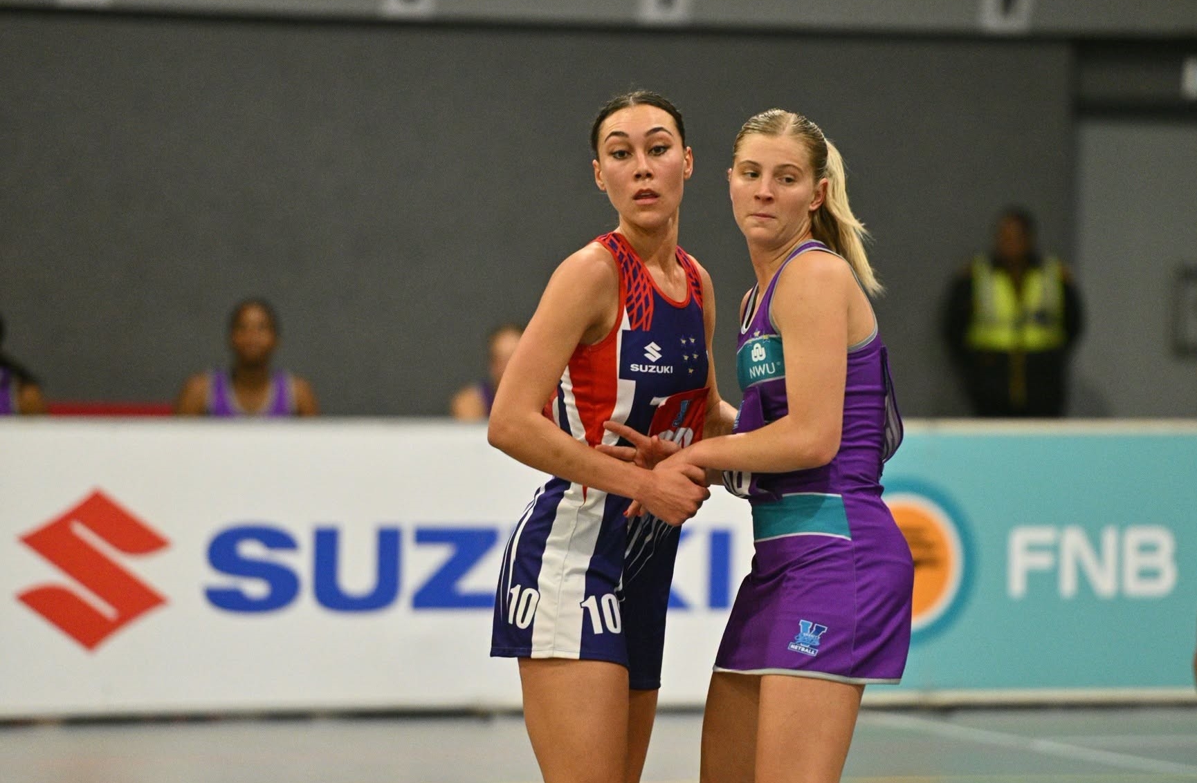 A bruise battle of UFS and NWU women's netball teams.