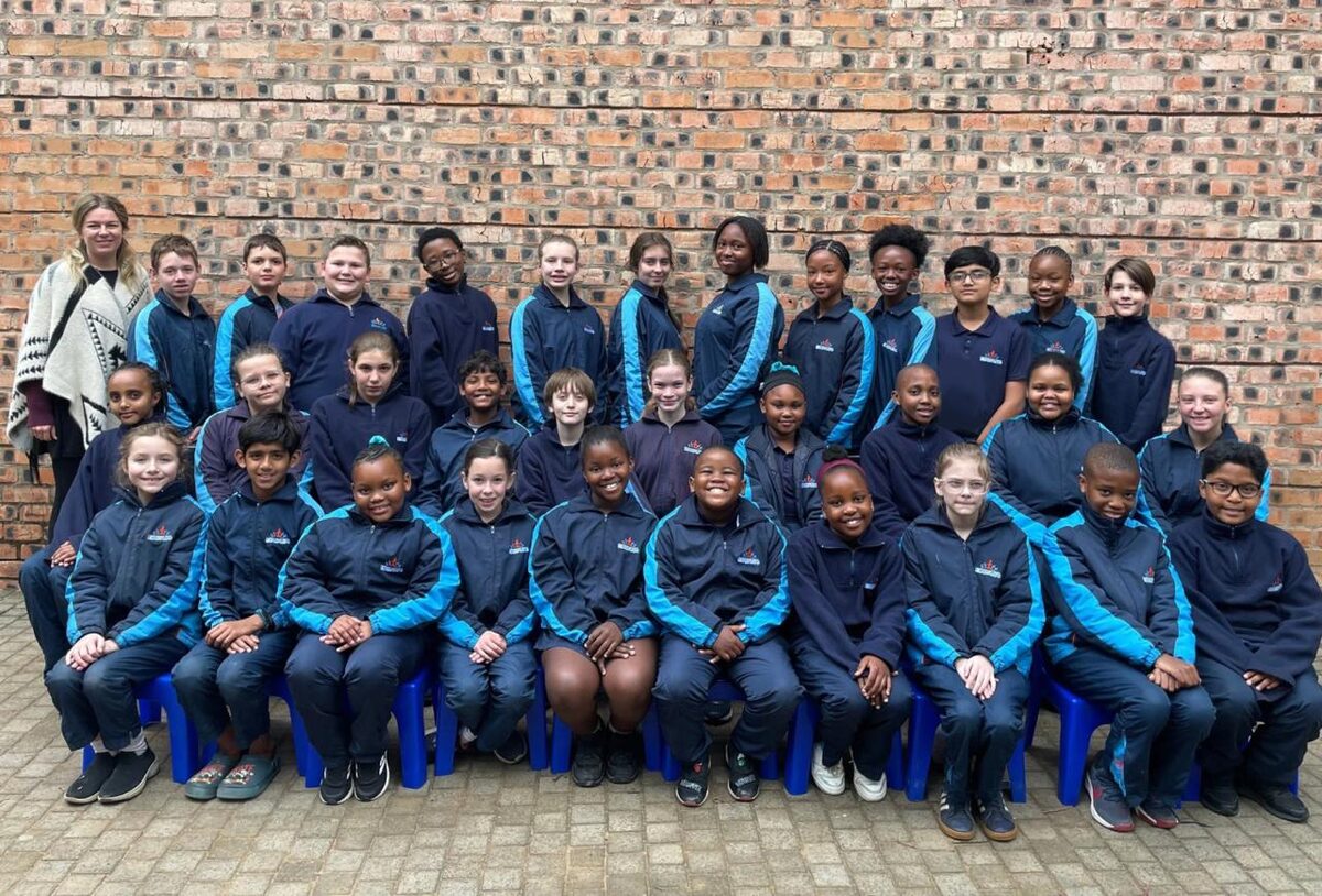 Die leerders van EduPlus wat deelgeneem het in die kompetisie.