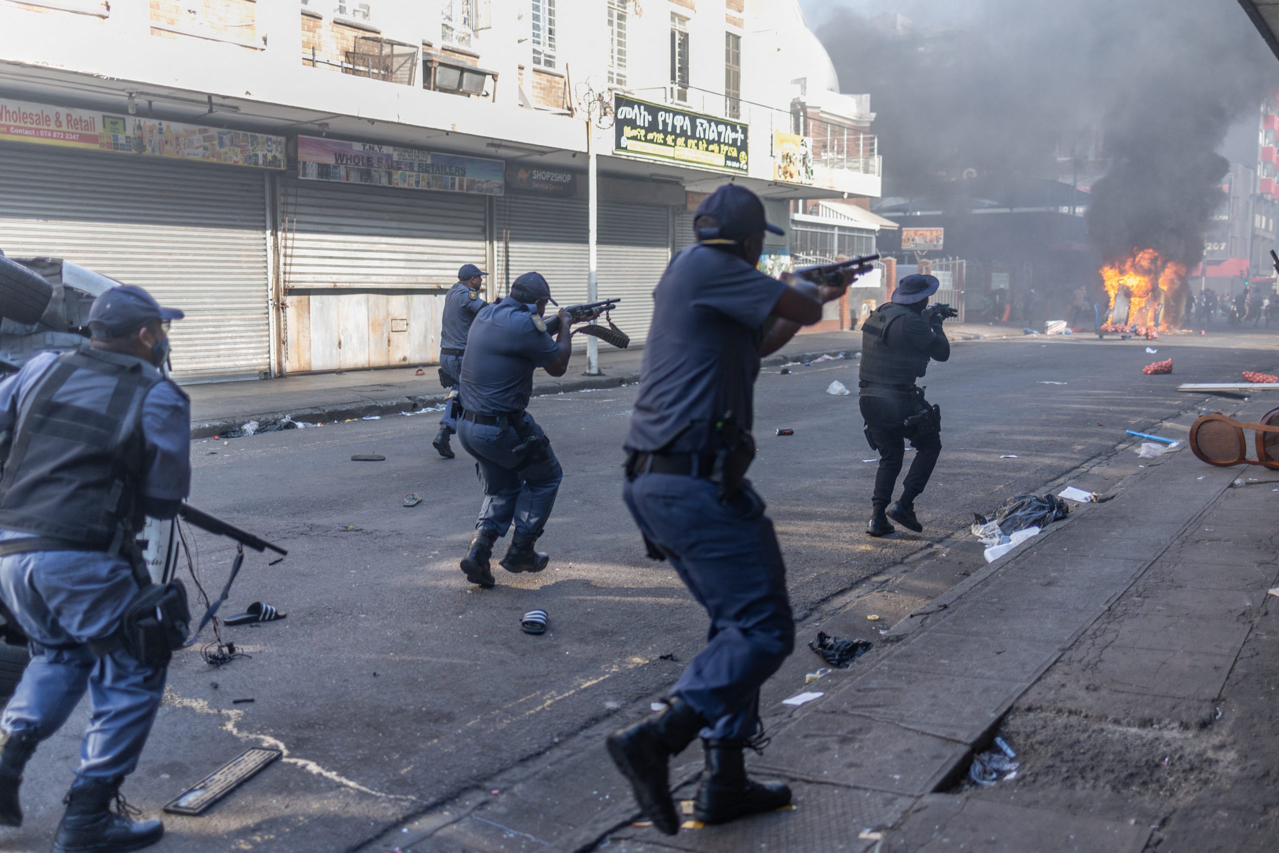 South Africa withdraws asylum order after violent clashes