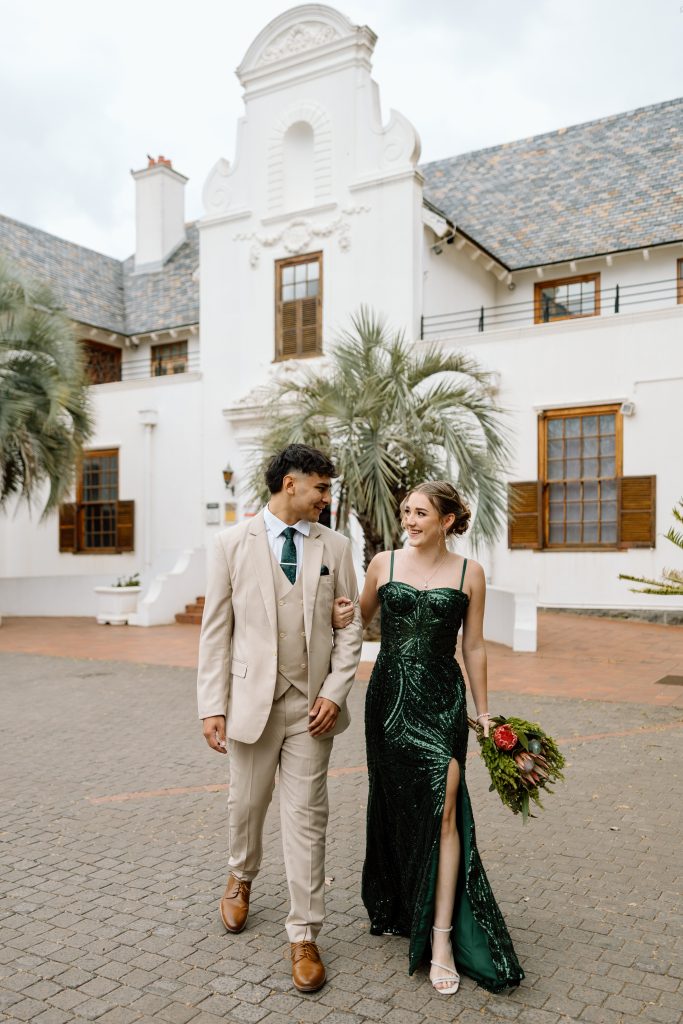 Dillon Louw en Janelle Oosthuizen van die Hoërskool Fichardtpark. FOTO: Marigold Photography