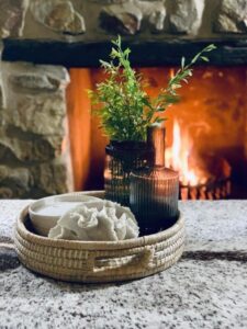 Binneversierder deel mooimaak op mark