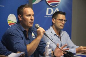 Magshonger ANC laat Mangaung-metro ineenstort