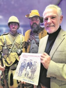 Kleur laat geskiedenis herleef