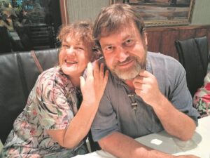 ‘Goeie man, pa, vriend’ in stortvloed van hulde onthou