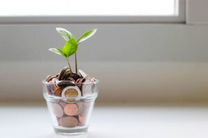 Learn to save money: Five easy ways