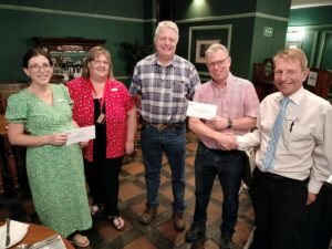 ’n Klein bietjie tyd, handgee of skenking maak wêreld se verskil op Kersdag