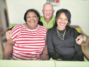 Veteraan byt vas vir jeug se welstand