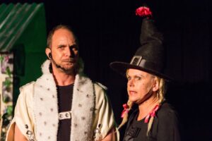 Liewe Heksie kom katrol die glimlagte in met feesproduksie