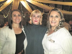 Skitter op byeenkoms