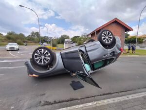 Motor rol in Westdene, bestuurder vriendelik verras