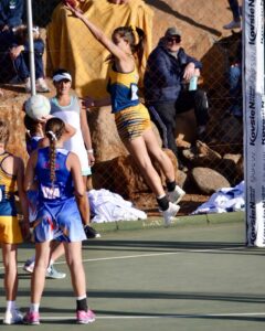 Oranje se netbalspanne maak geskiedenis; 5 spanne na SA’s