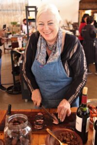 Kaartjies hier te kry