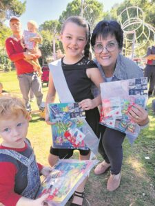 Kinders deel in Paaspret