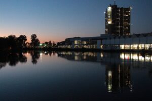 Woolworths in Waterfront beroof
