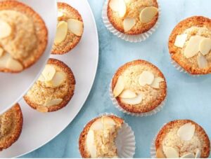 French mini almond cakes (financiers) for a well-deserved coffee break