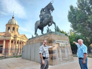 De Wet se naam kan nou vandale, wind en weer trotseer