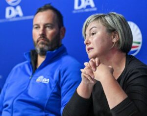 DA daag Mangaung se begroting uit