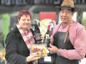 Feesgangers kan weer wyn proe