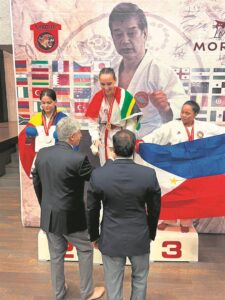 Local karatekas excel