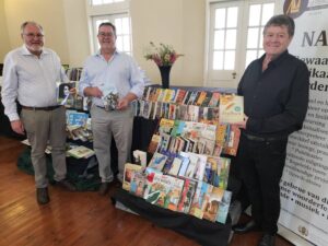 Boekskenking help Naln om aan toekoms van Afrikaans te bou