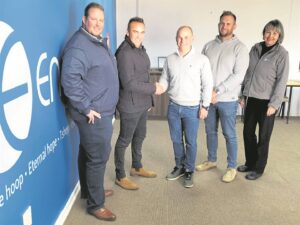 Gholfdag ’n hupstoot vir instansie